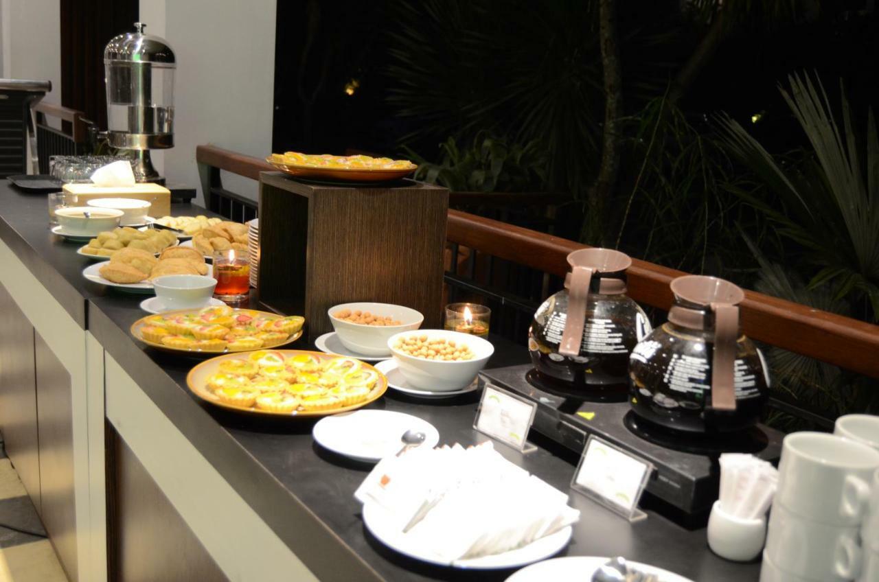 בוגור Amanuba Hotel & Resort Rancamaya מראה חיצוני תמונה